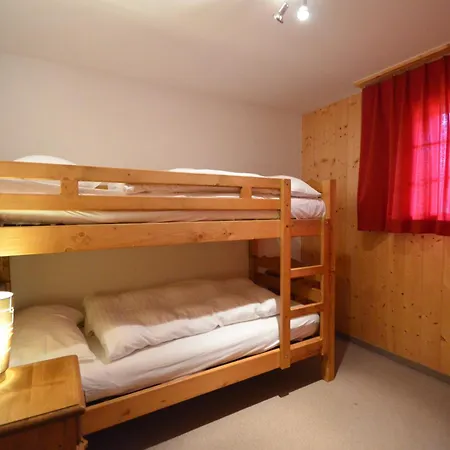 Platane B 04 公寓 格里门茨